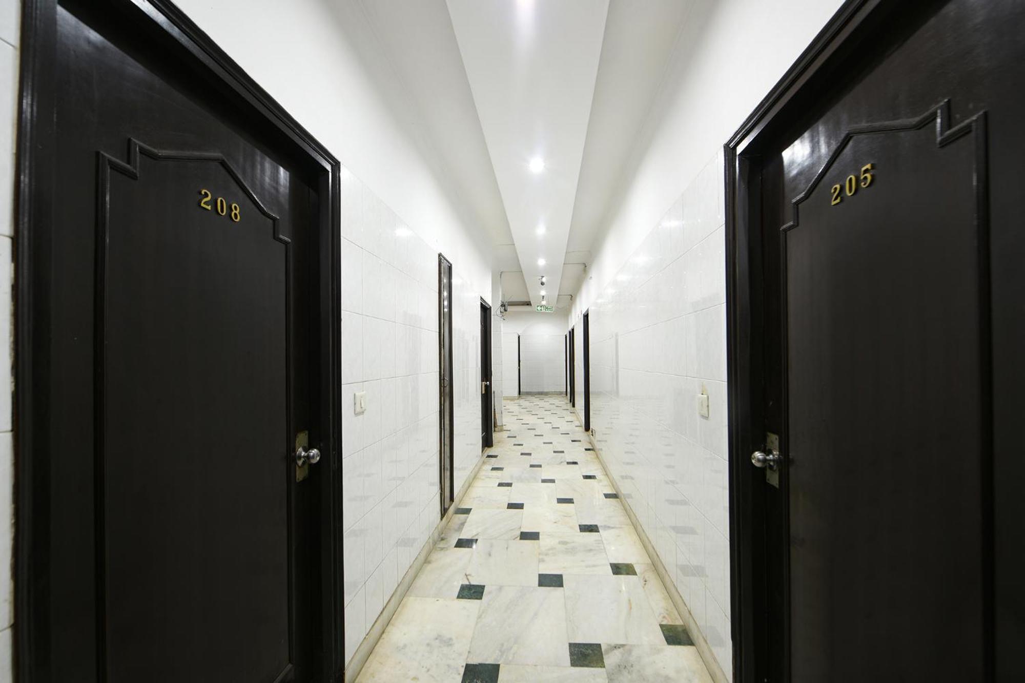 Fabhotel Delhi Darbar Near Karol Bagh Market Exterior foto